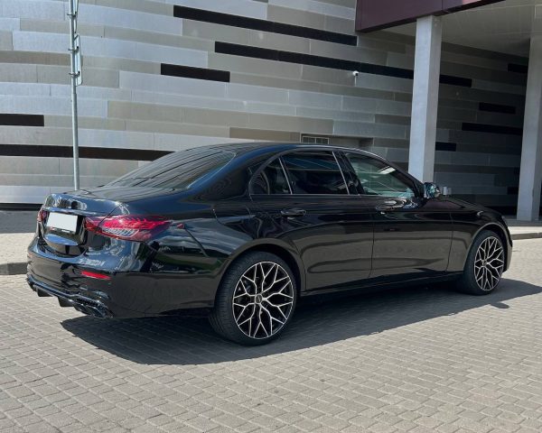 Mercedes E-Class W213 — изображение 9