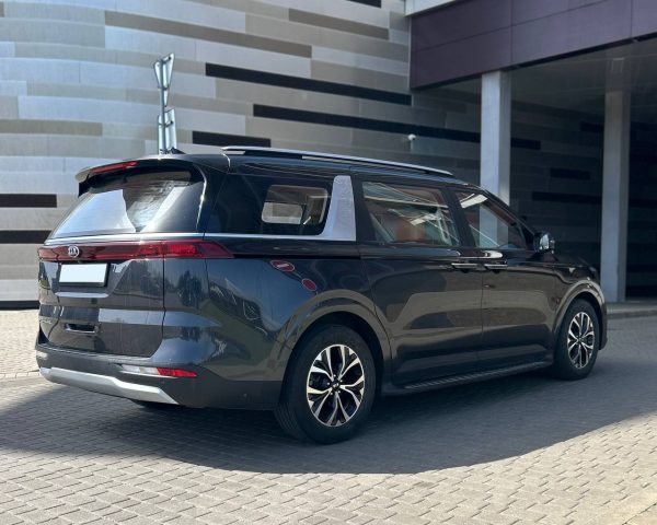 Kia Carnival — изображение 4