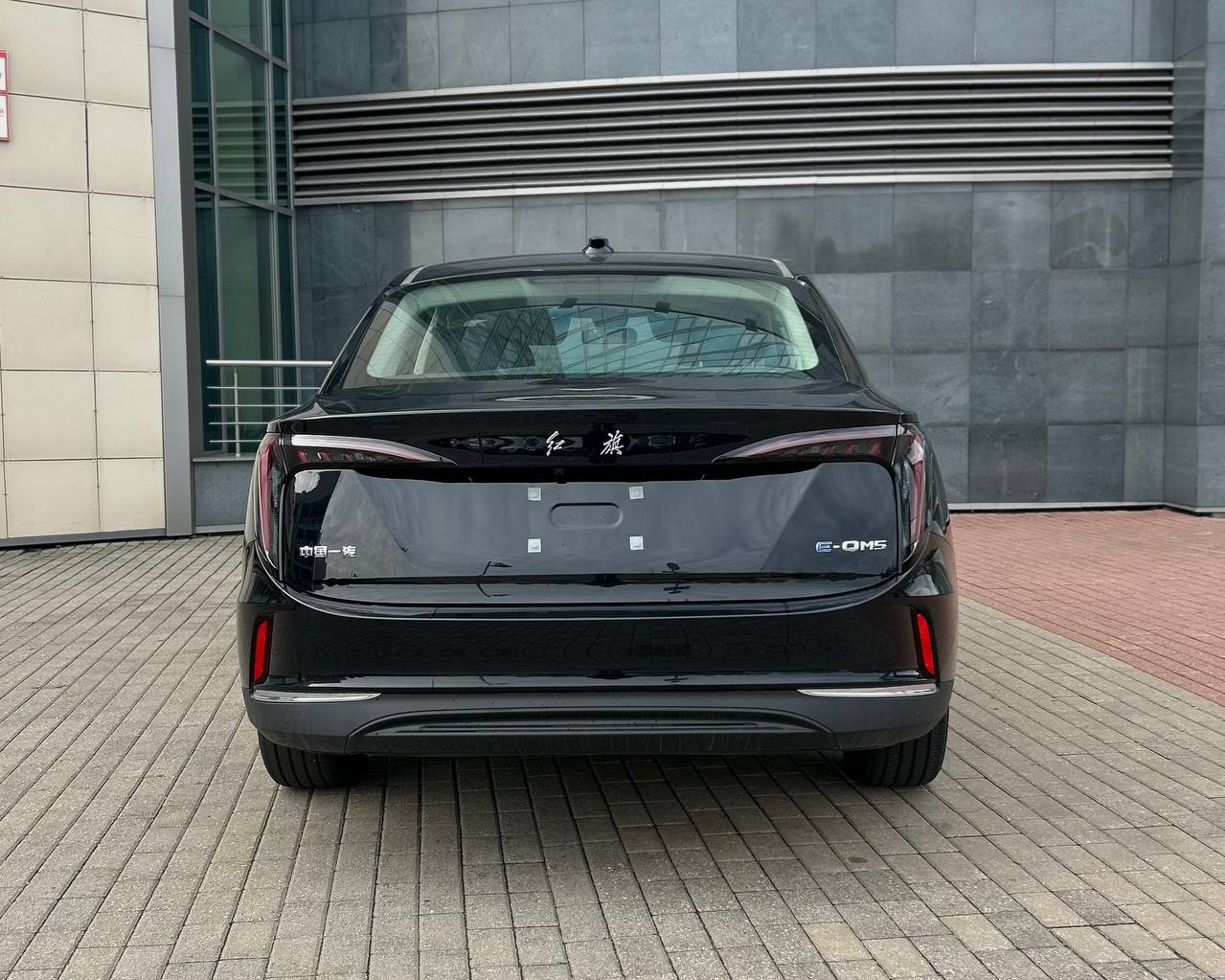 Hongqi E-QM5 РЕСТАЙЛИНГ — изображение 6