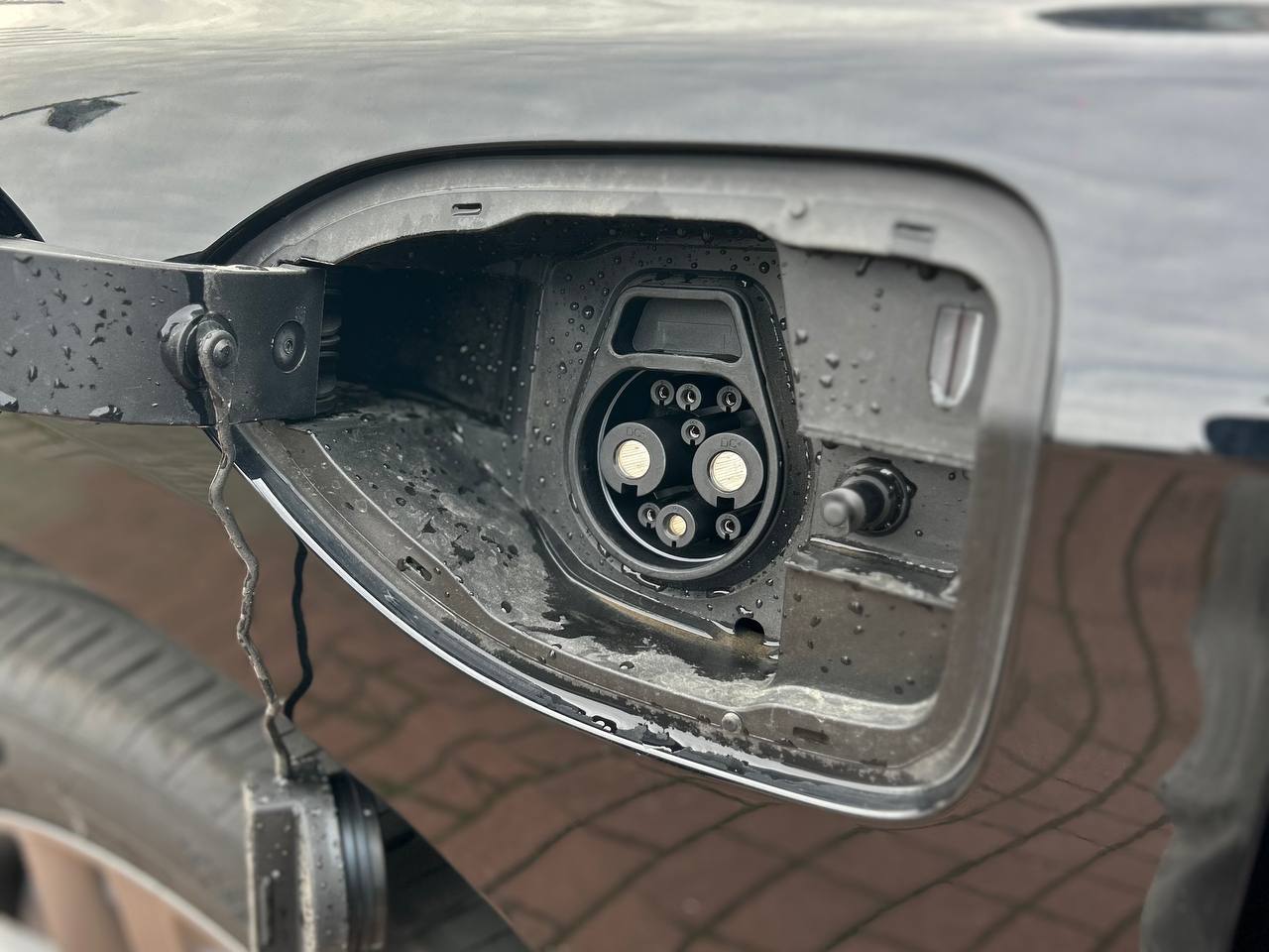 Hongqi E-QM5 РЕСТАЙЛИНГ — изображение 8