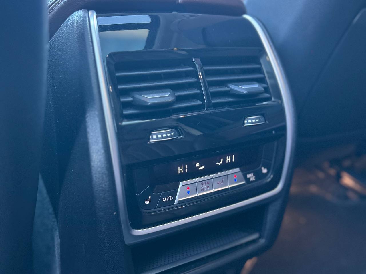 BMW X7 (7 мест) — изображение 12