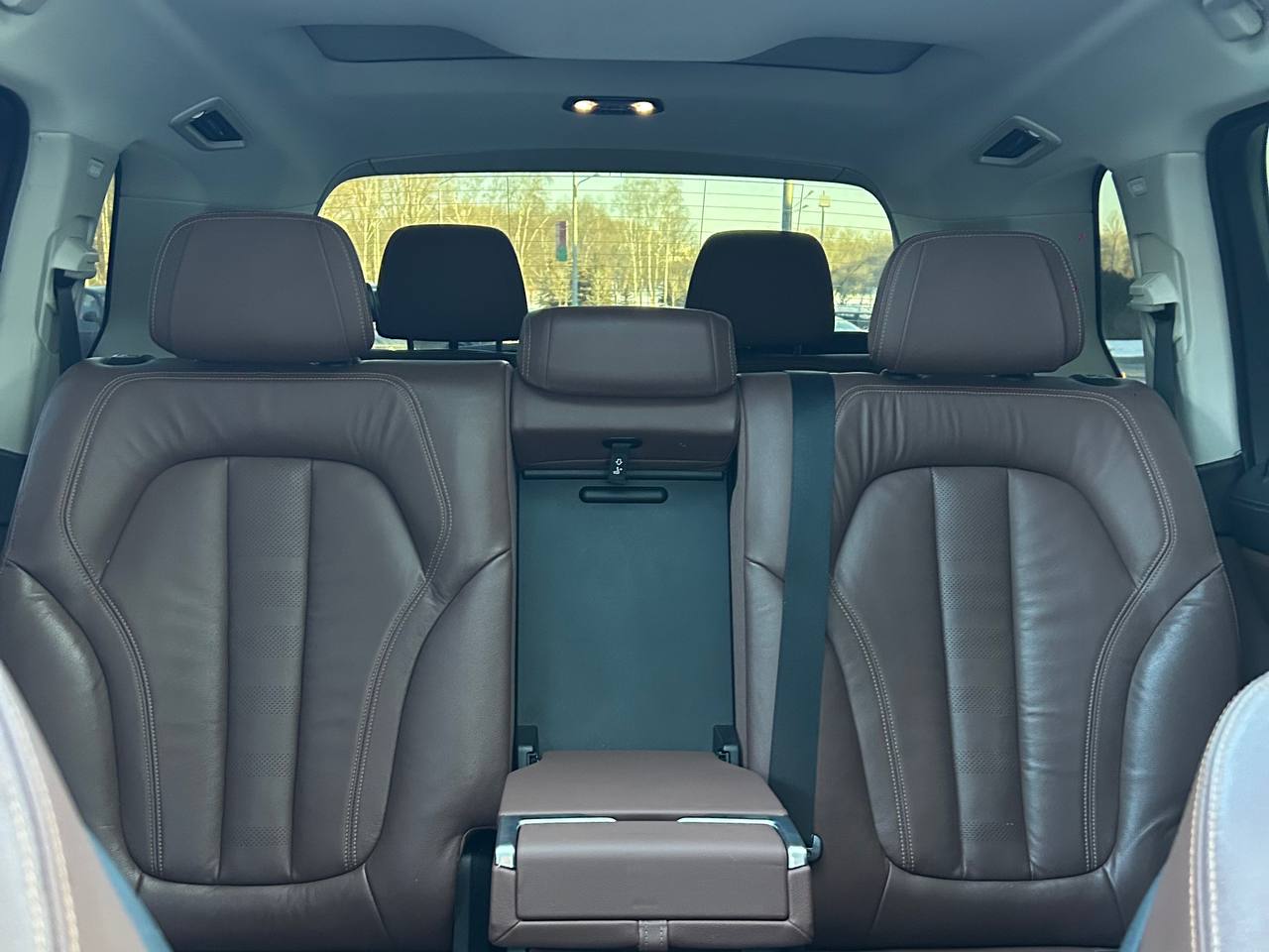 BMW X7 (7 мест) — изображение 13