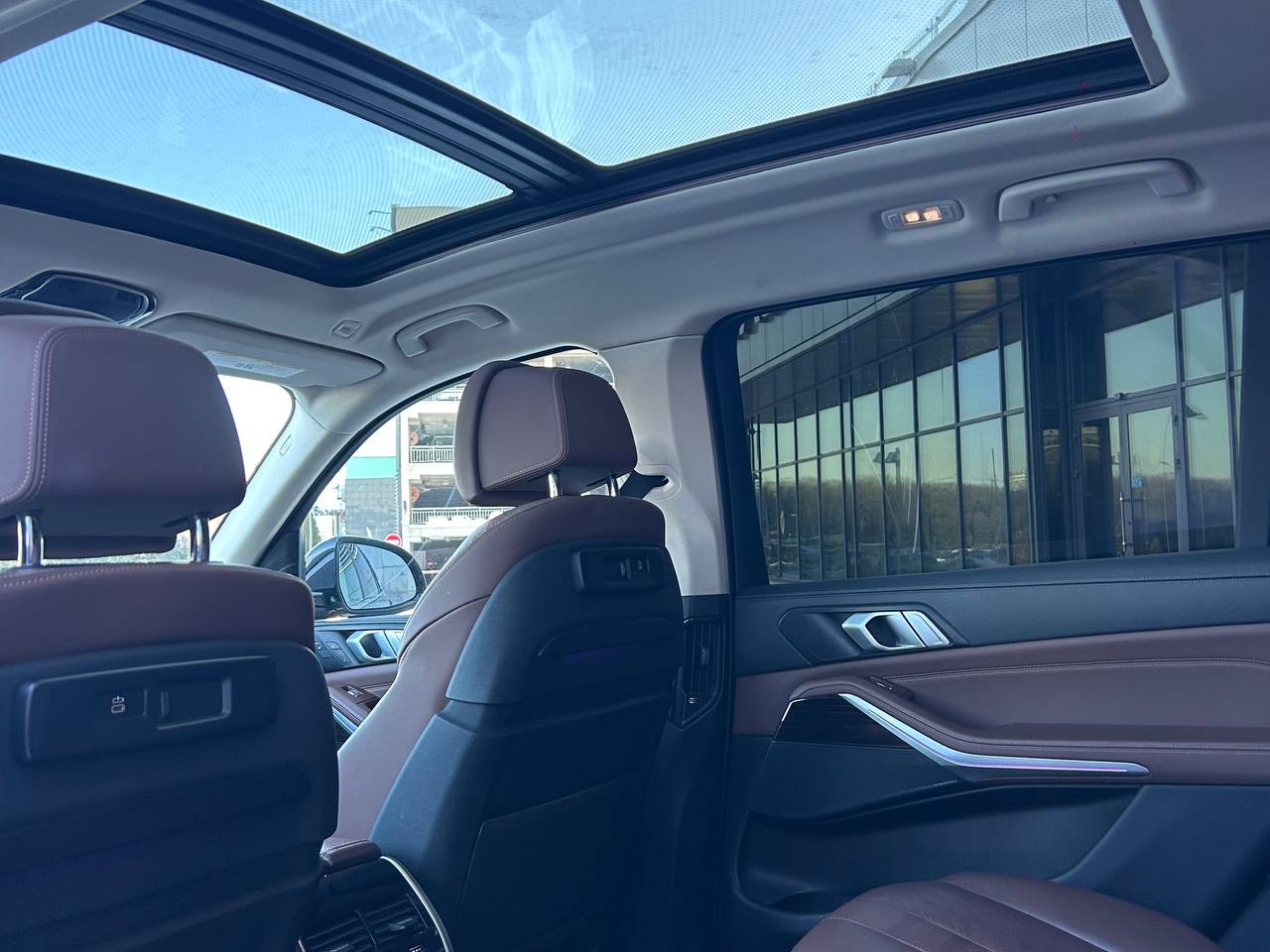 BMW X7 (7 мест) — изображение 14