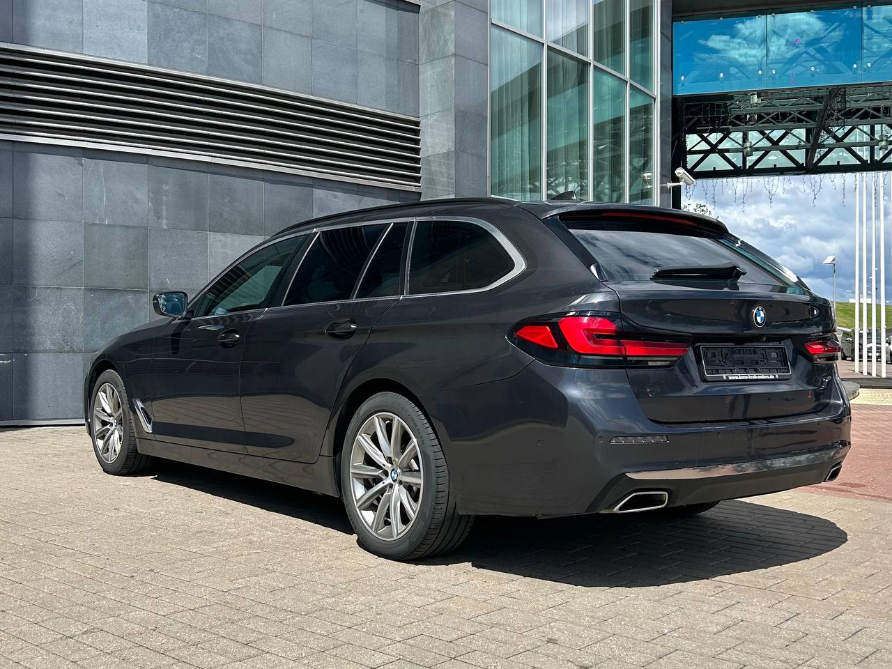 BMW 5 G31 (рестайлинг) — изображение 8